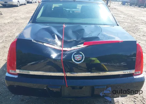 2011 Cadillac Dts Platinum Collection from USA, damaged, VIN 1G6KP5ESXBU146075